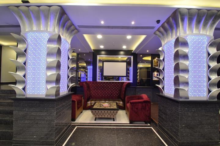 Hotel Interior 2 of 33