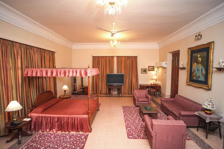 Room 45 of 135