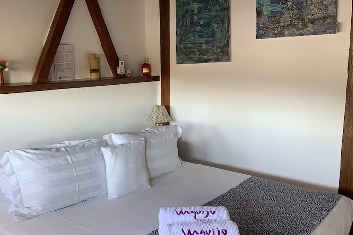 Room 8 of 88