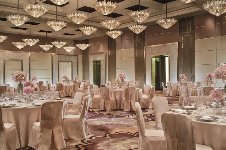 Ballroom/Hall 63 of 70