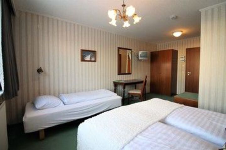 Room 48 of 88
