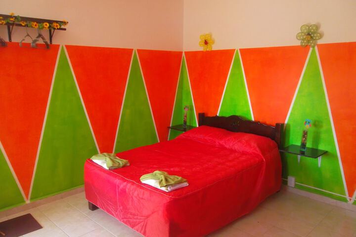 Room 2 of 73