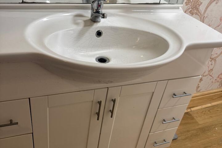 Room 147 of 156