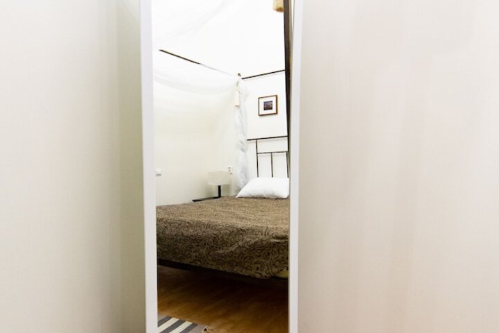 Room 68 of 73