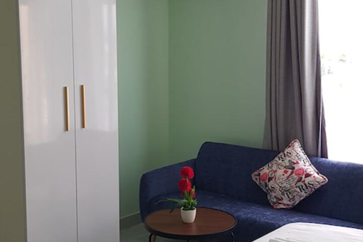 Room 8 of 65