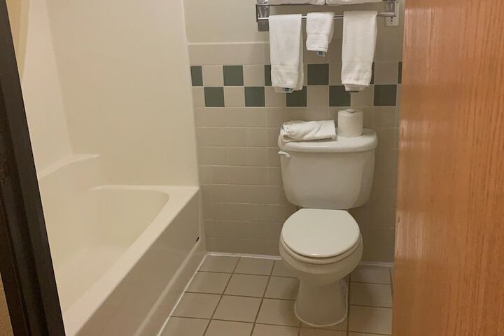 Room 16 of 20