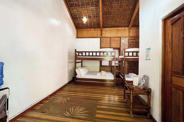 Room 39 of 182