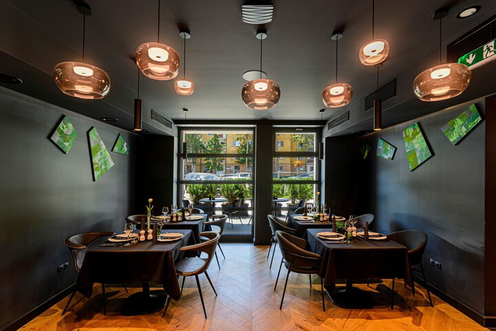 Dining 97 of 131