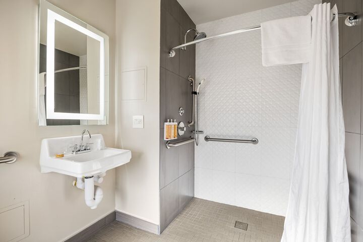 Standard Queen Bed Accessible (3 of 34)