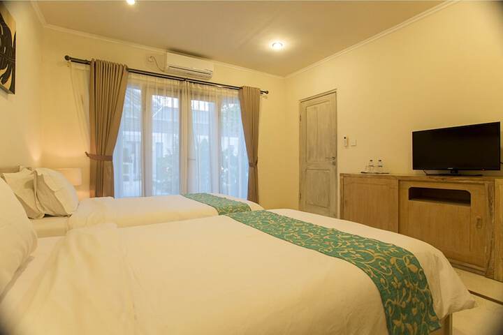 Room 15 of 44