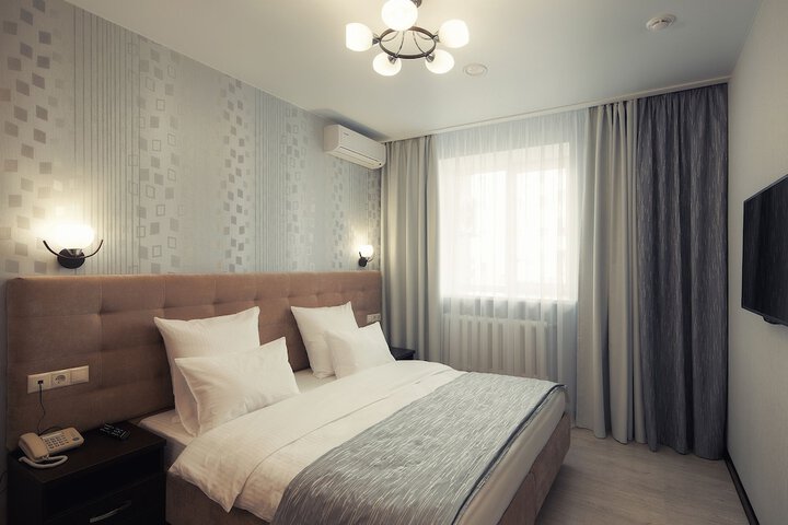 Room 12 of 39