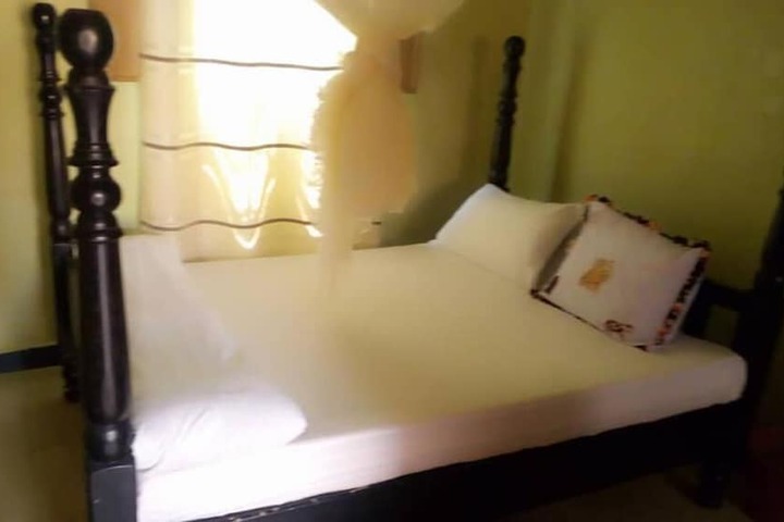 Room 20 of 53