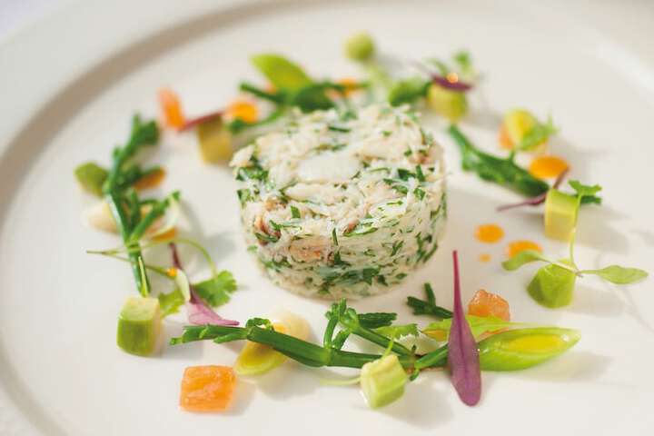 Dining 42 of 64
