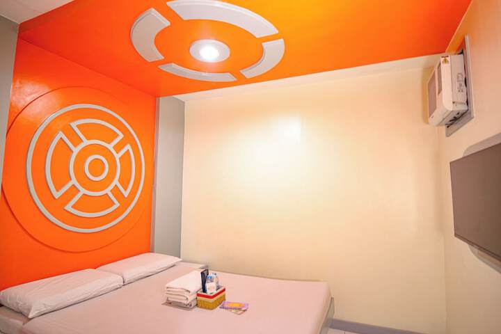 Room 31 of 77