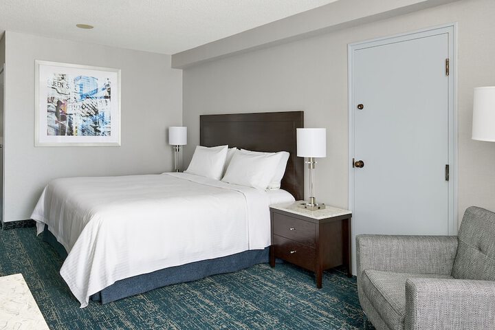 Executive Room 1 King Bed (20 of 22)