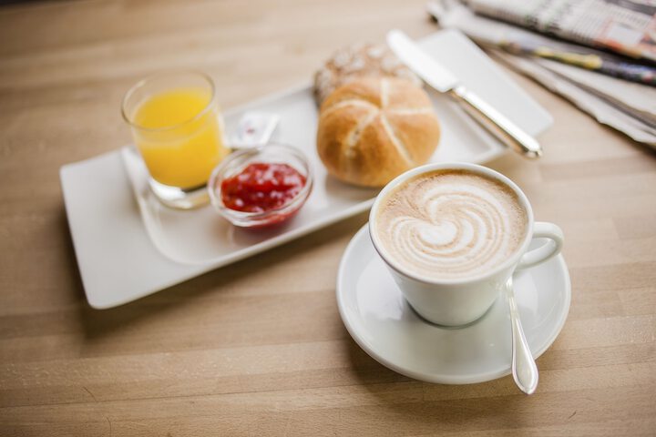 Breakfast/Coffee Service 107 of 120