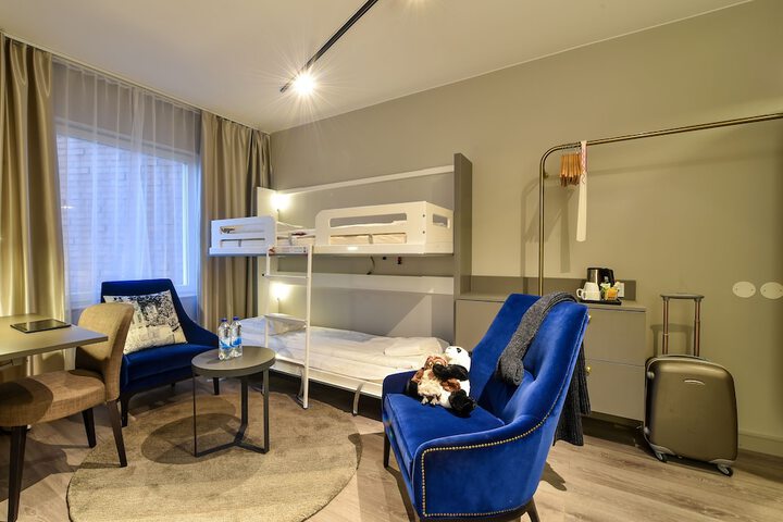 Children's theme room