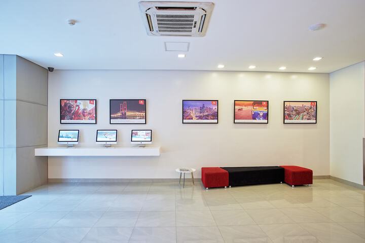 Business center
