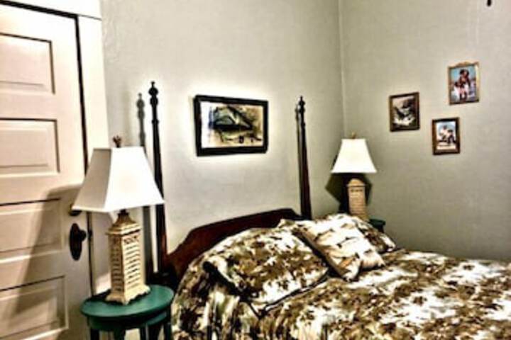 Room 16 of 135
