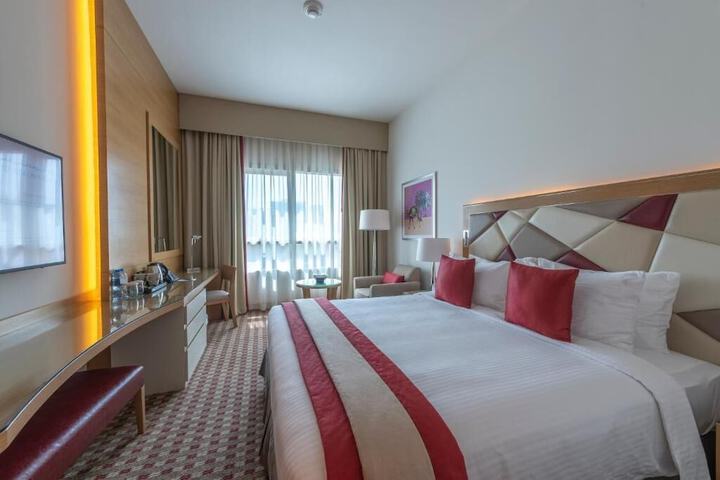 Room 4 of 26