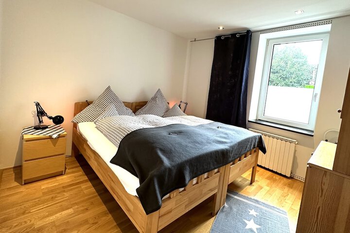 Room 5 of 60