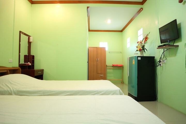 Room 65 of 96