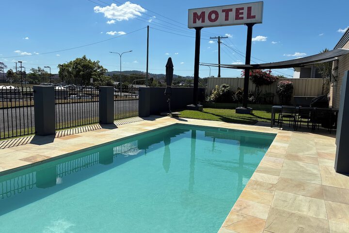 Pool 50 of 68