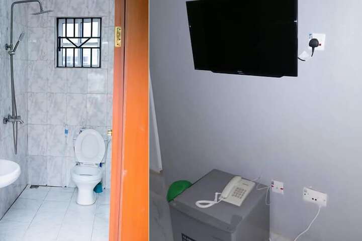 Room 7 of 8