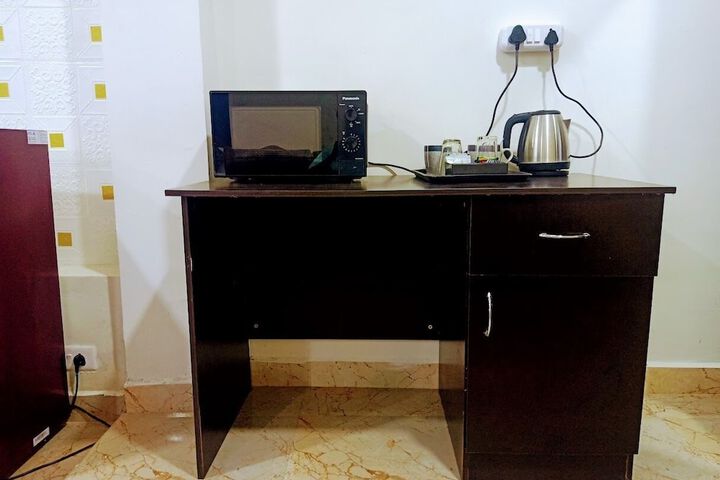 Room 82 of 195