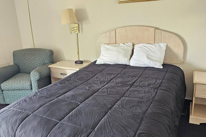Room 7 of 23