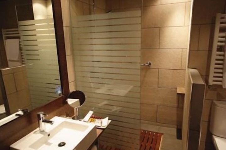 Bath Photo