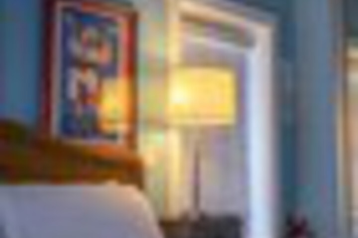 Room 74 of 192