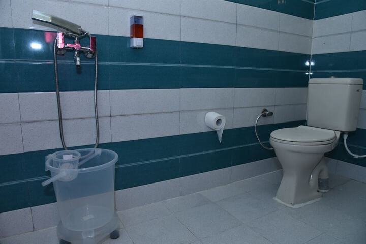 Room 10 of 19