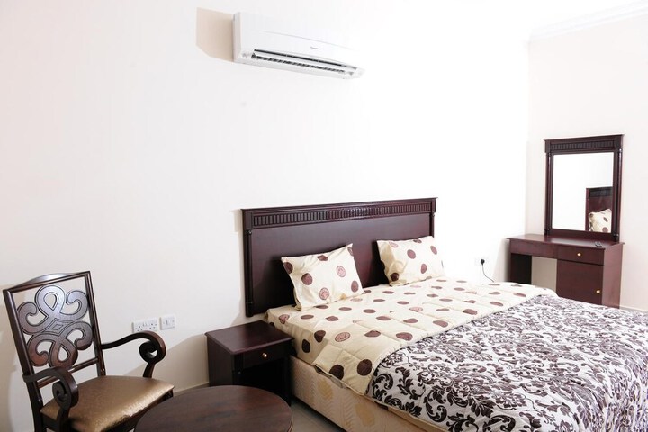 Room 17 of 36