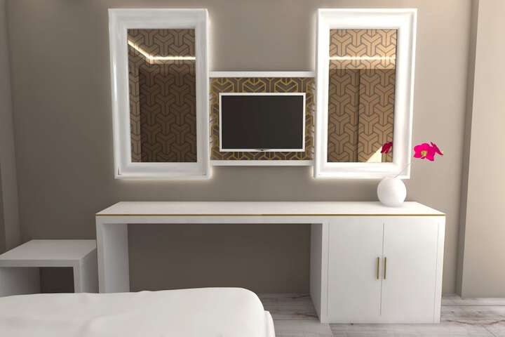 Room 12 of 33