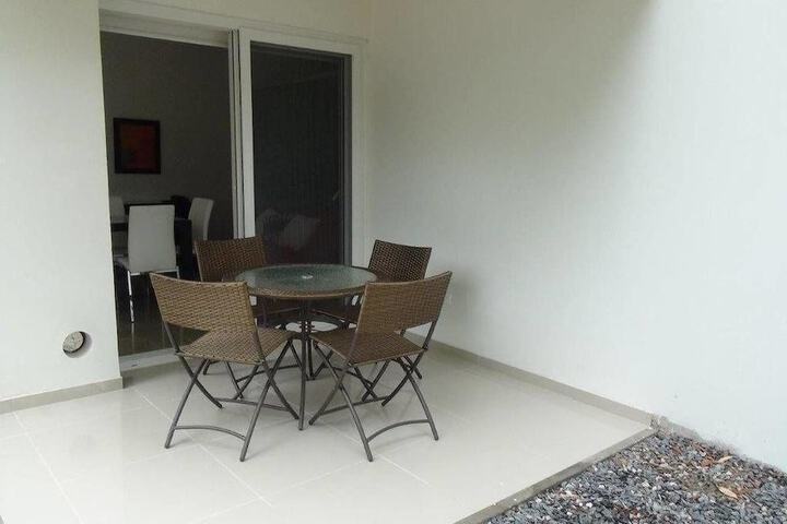 Terrace/Patio 45 of 86
