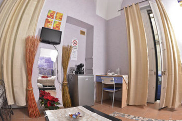Room 15 of 16