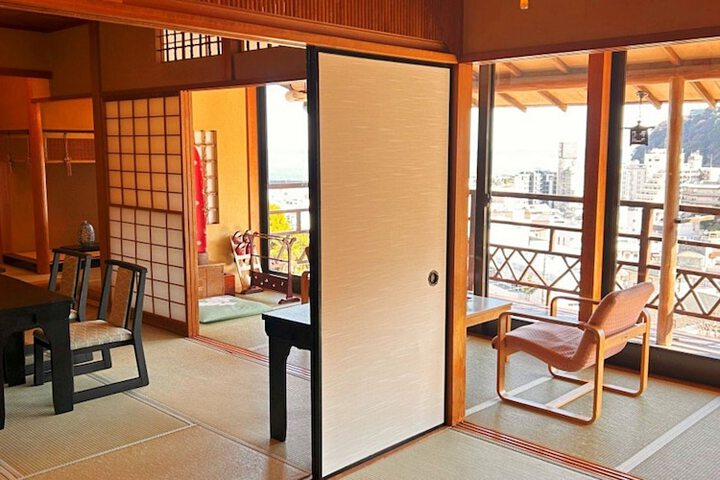 Room 15 of 137