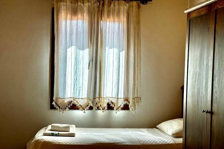 Room 40 of 130