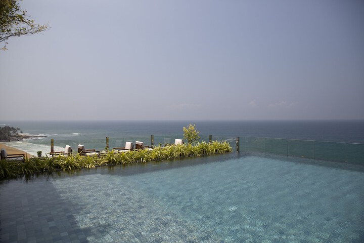 Pool 30 of 43