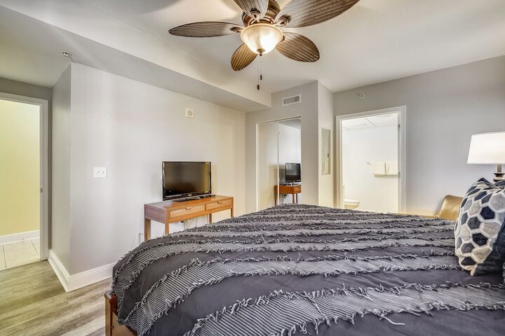 Room 15 of 145