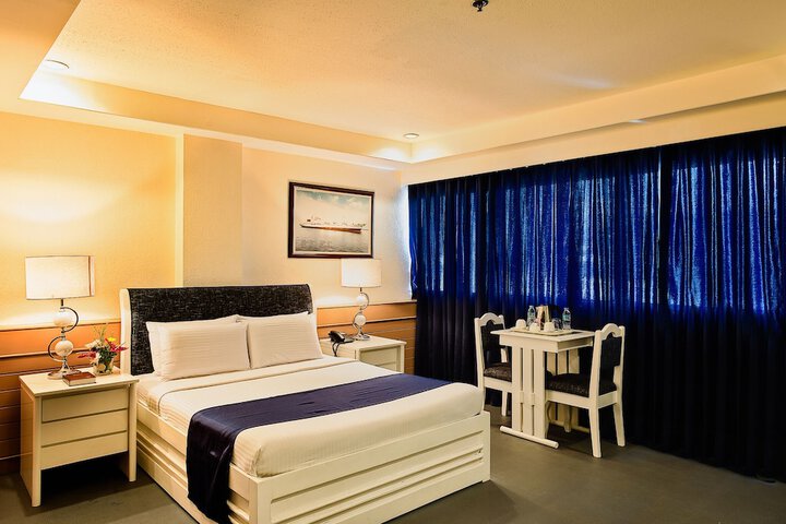 Room 19 of 39