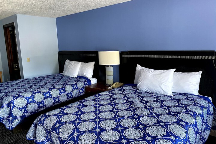 Deluxe 2 Double Beds (12 of 26)