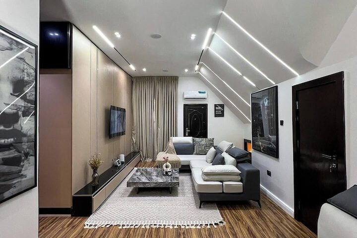 Room 15 of 43
