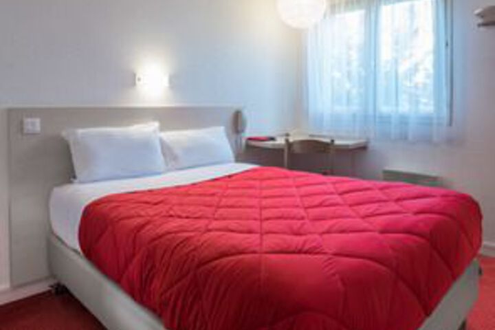 Room 2 of 11
