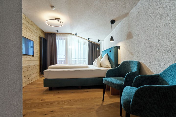 Room 34 of 92