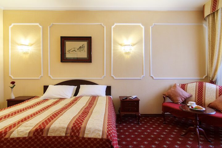 Room 22 of 46