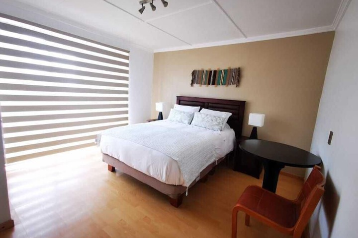 Room 8 of 31