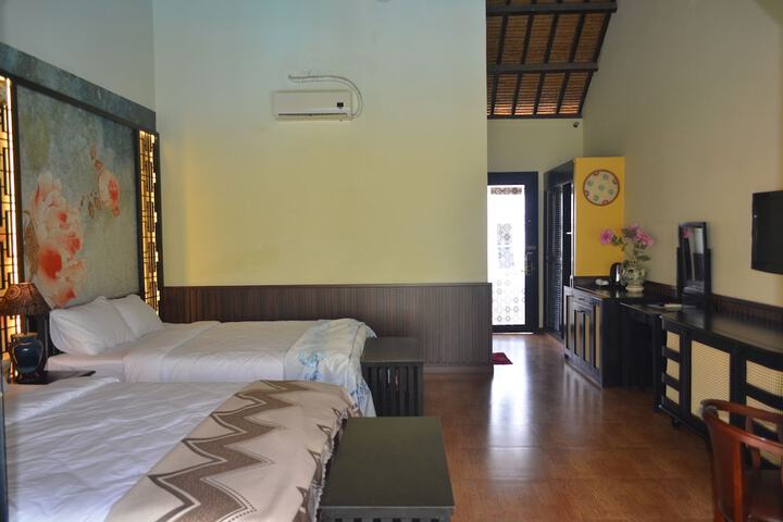 Room 44 of 146