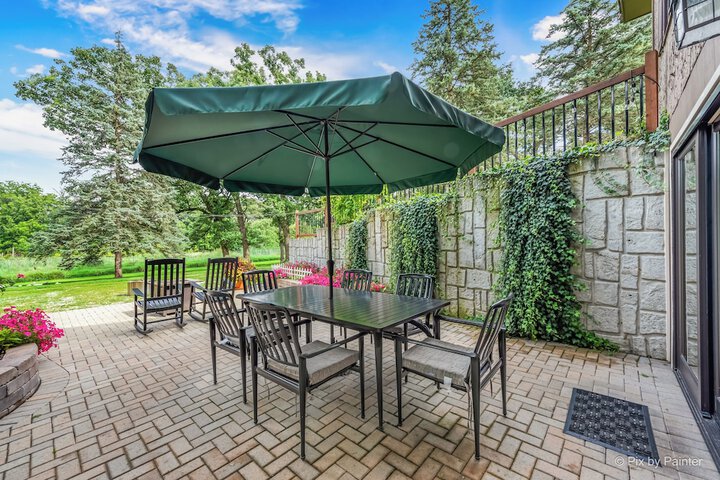 Hotel Exterior 82 of 91